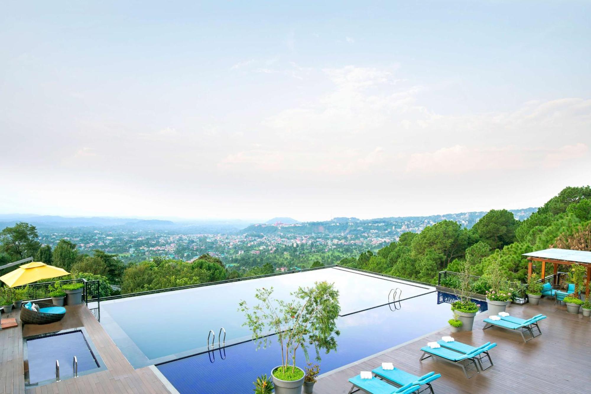 Radisson Blu Resort Dharamshala Esterno foto