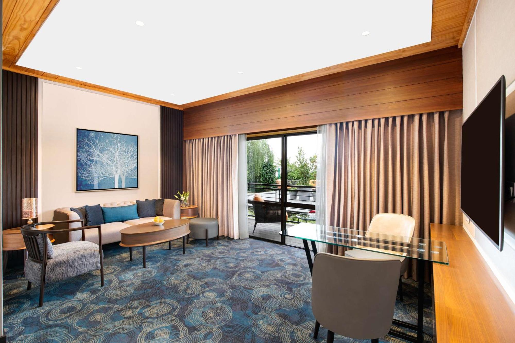Radisson Blu Resort Dharamshala Esterno foto